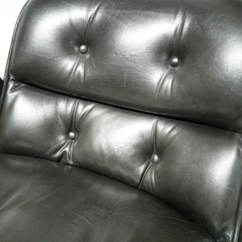 Charles Pollock's office chair for Knoll