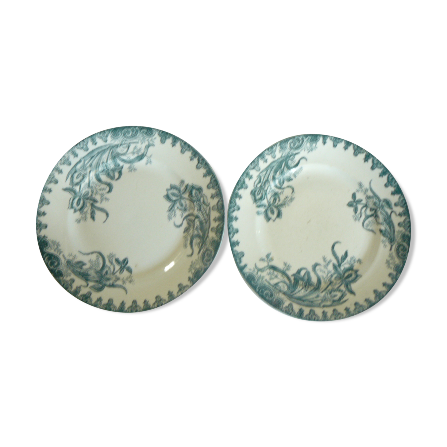 Set of 2 earthenware plates
