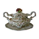 Soupière en faïence rococo