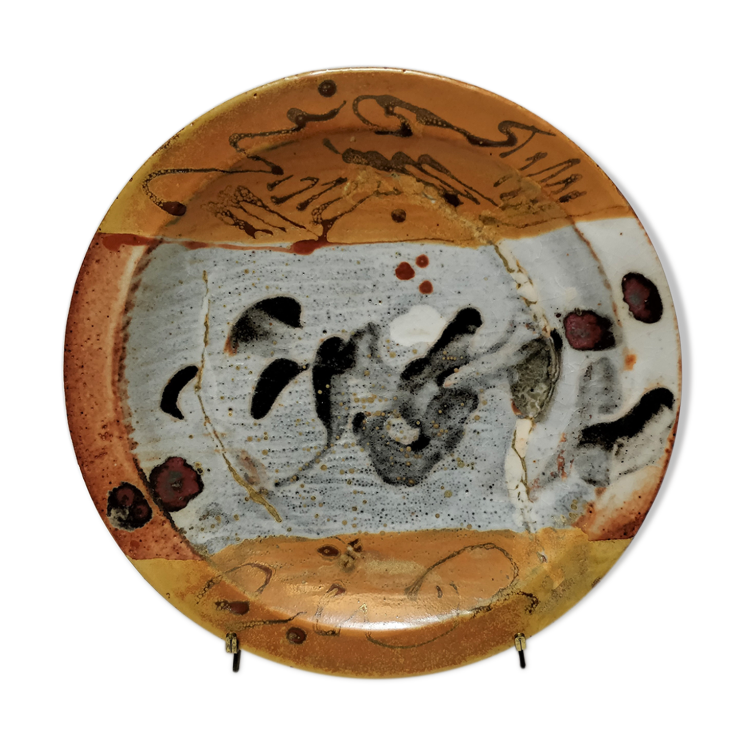 Assiette contemporaine en grès émaillée