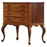 Vintage Danish 1967 4-Drawer Dresser in Oak