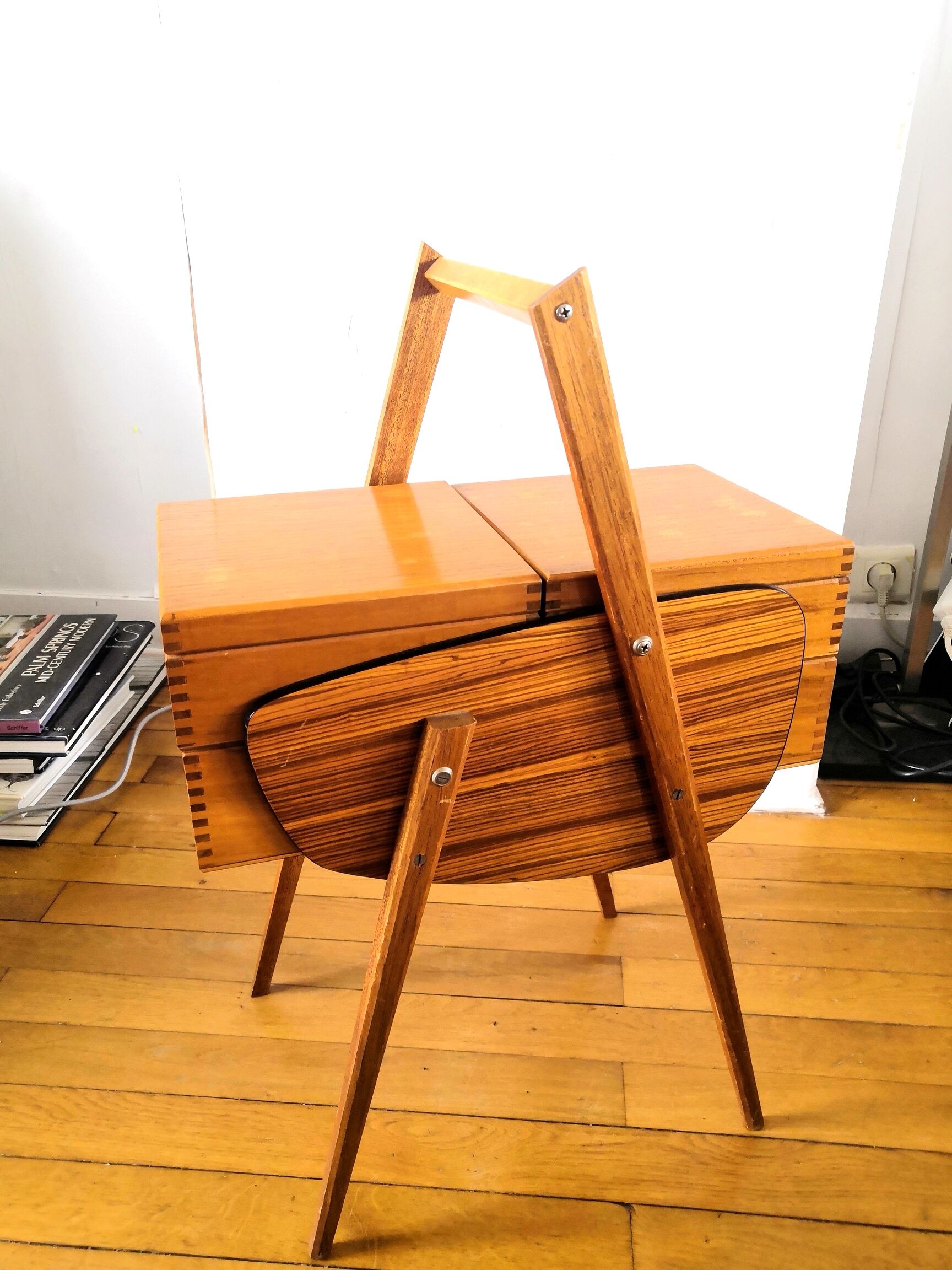 Travailleuse pieds compas bois et formica design années 50 - 60