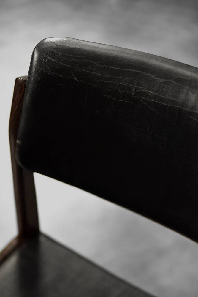 Modern vintage Scandinavian chairs in rosewood and black leather from the mid-century by Bramin, set of 3.