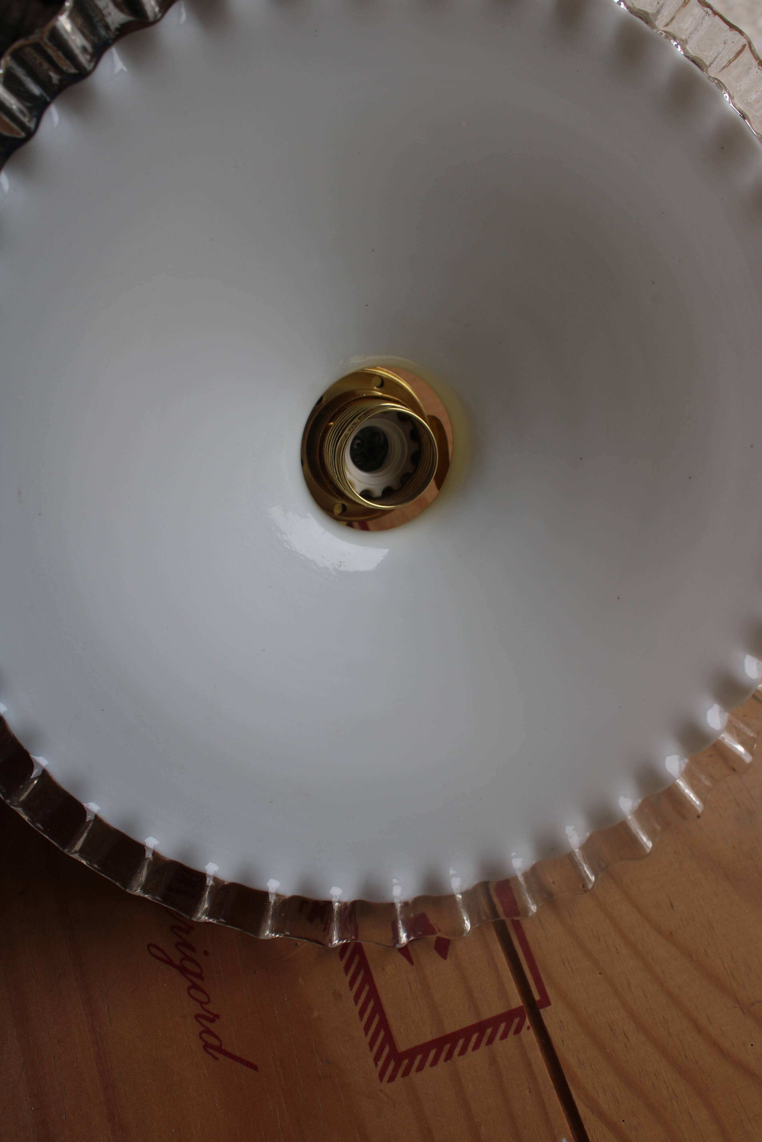 White toothed opaline hanging lamp