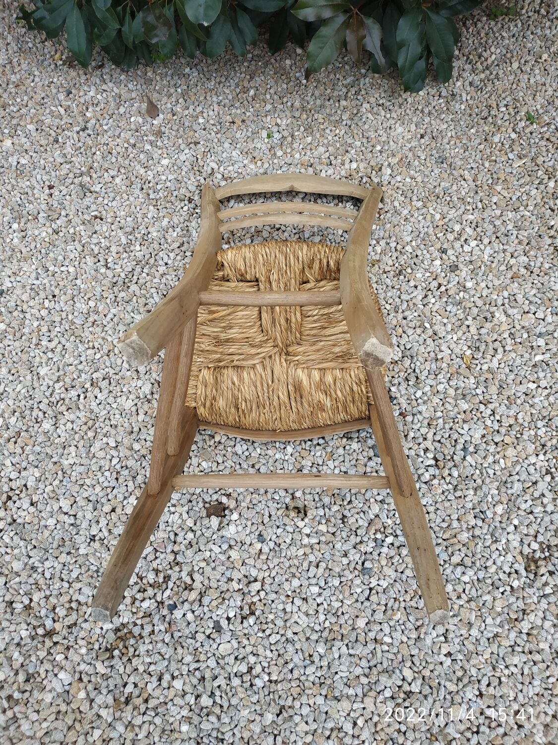 Chaise paillée