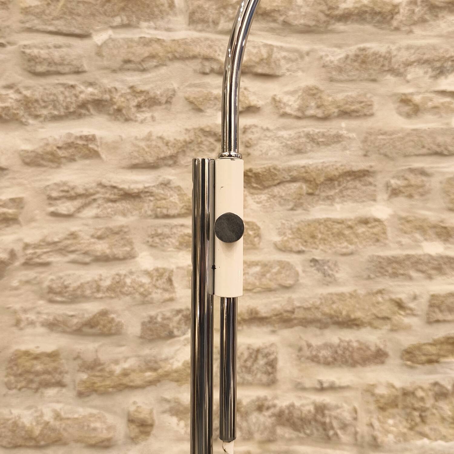 Orbiter floor lamp, Design by Robert Sonneman, Luci Italia, 1960