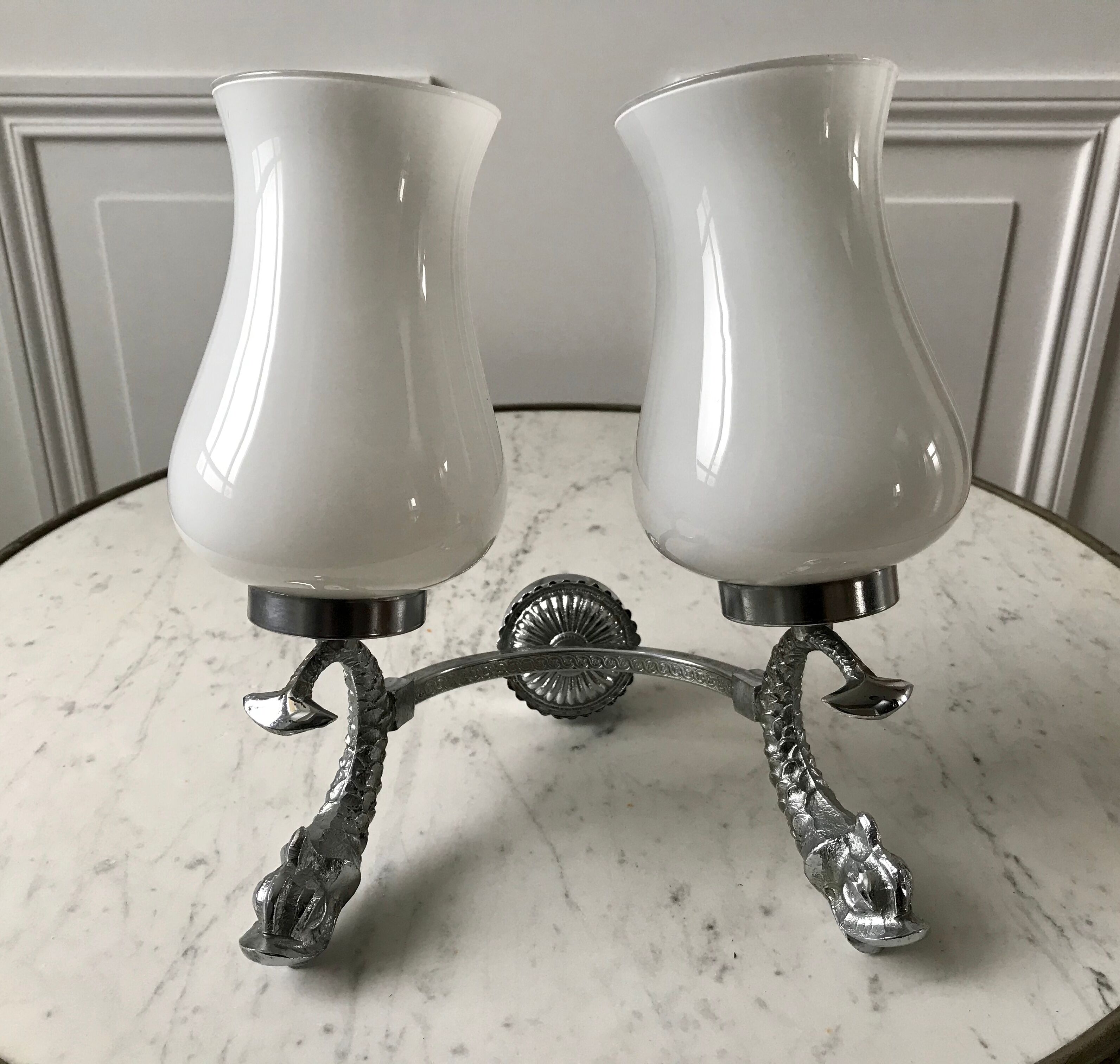 Duo of wall lamps in chrome metal and Opalines Japanese 50s