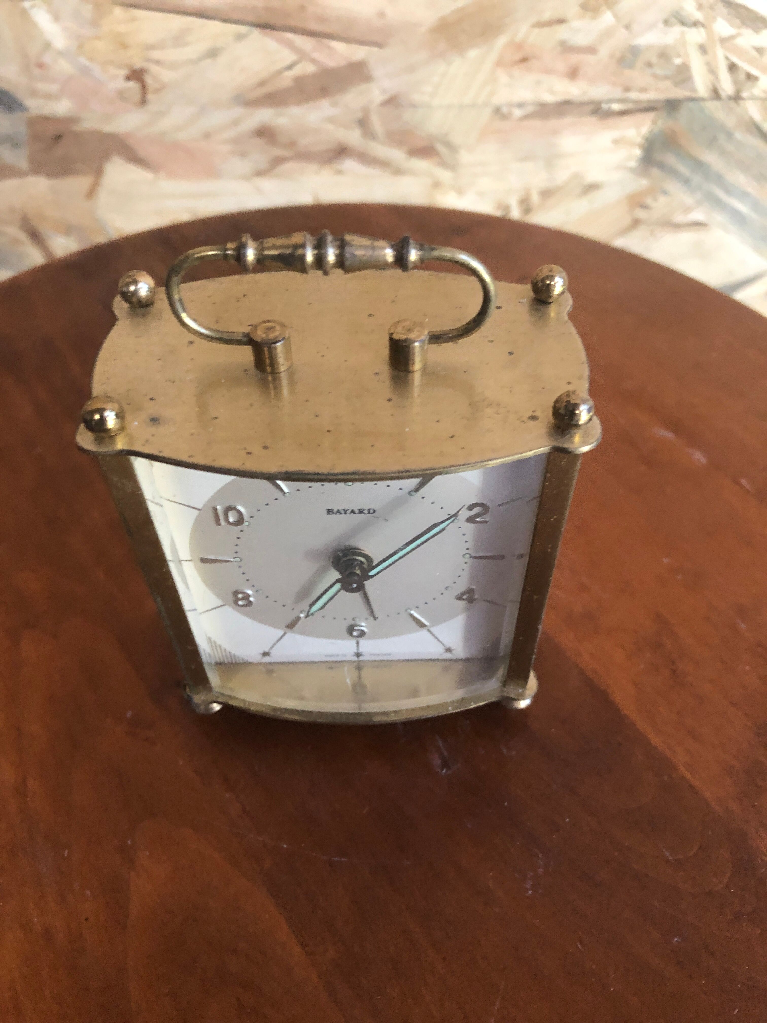 Old pendulum officer bayard brass background white + handle vintage decoration