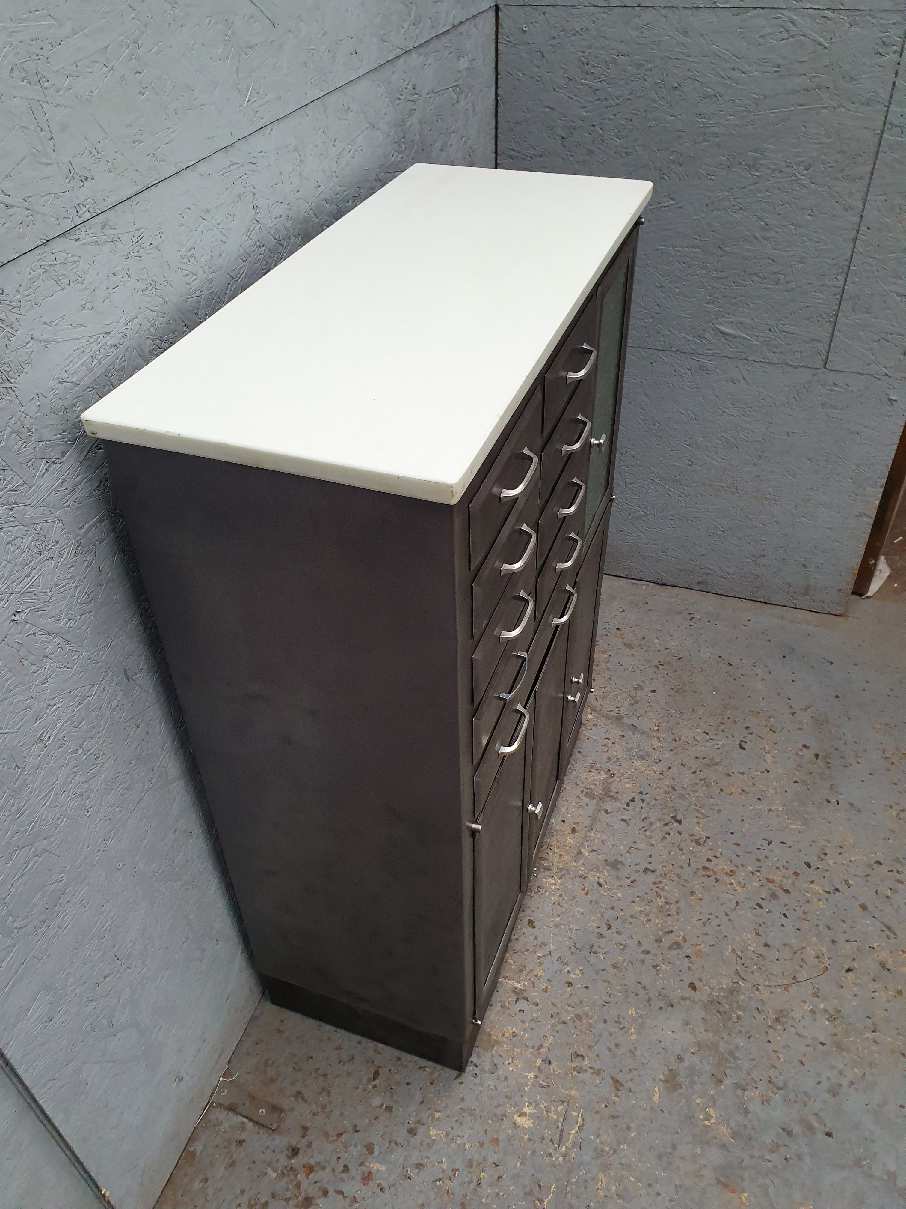 Dentist furniture 9 drawers and 3 doors patina graphoite on white marble
