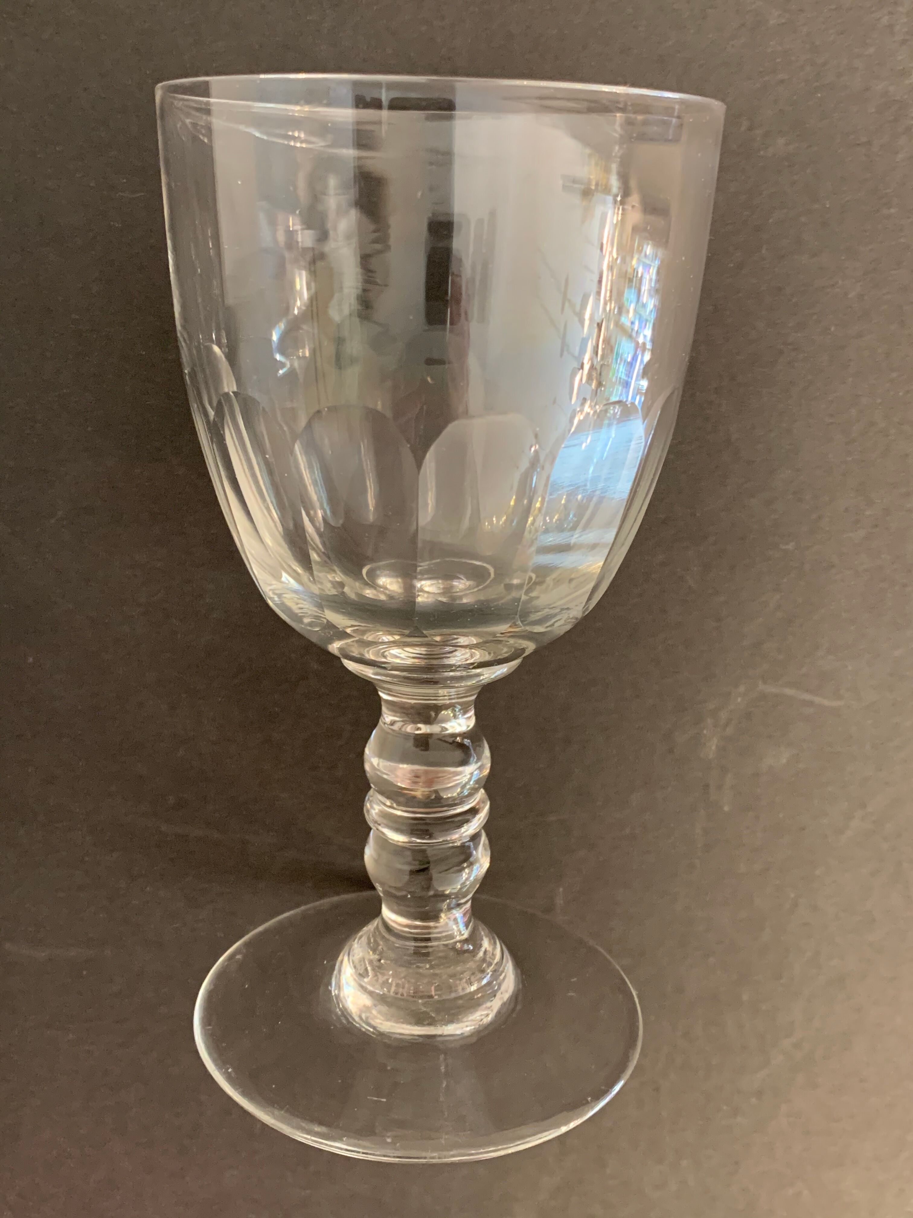 Lot of 8 old glass walking glasses of 2 different sizes