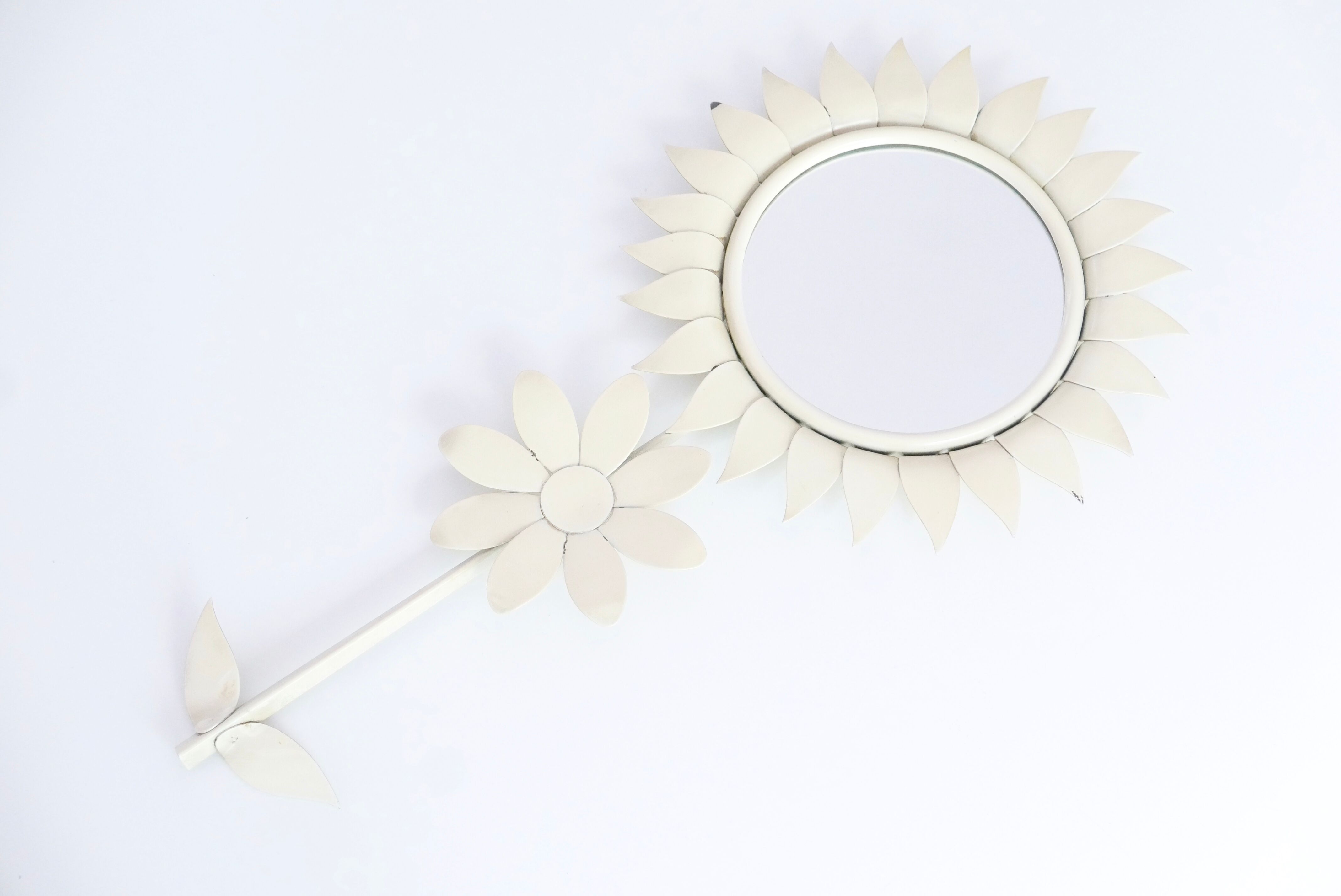 Flower-shaped mirror, 50s