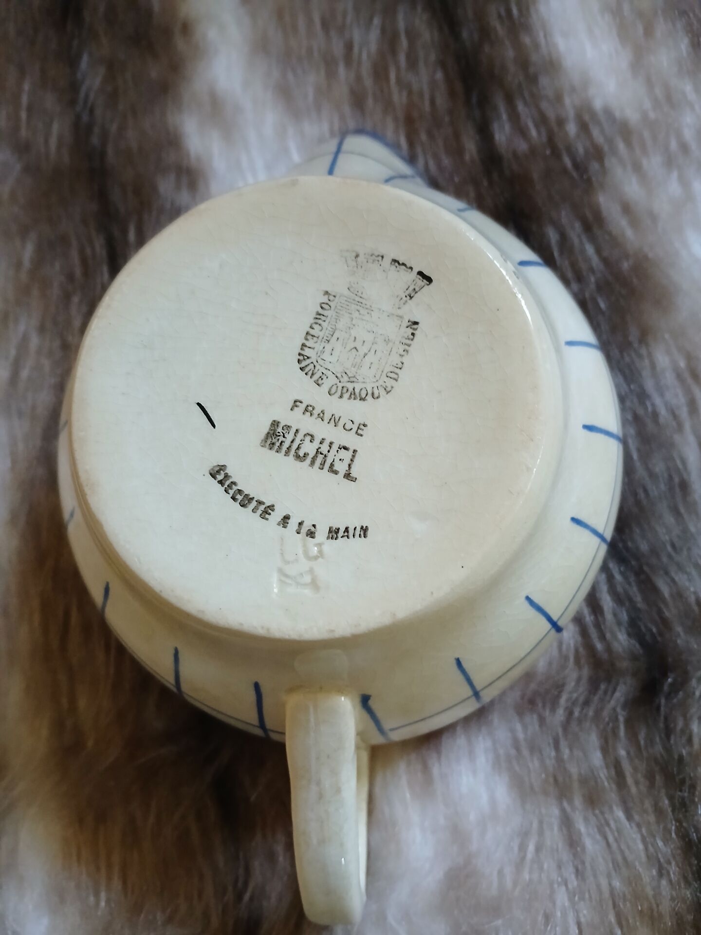 Saucière ancienne "Michel " de Gien 