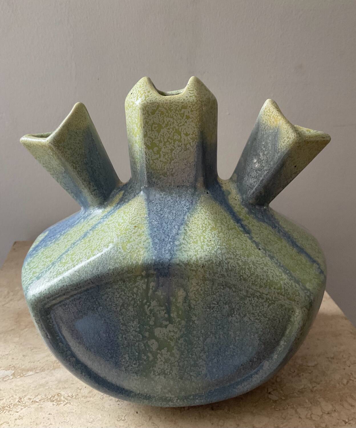 Art Deco vase in glazed ceramic