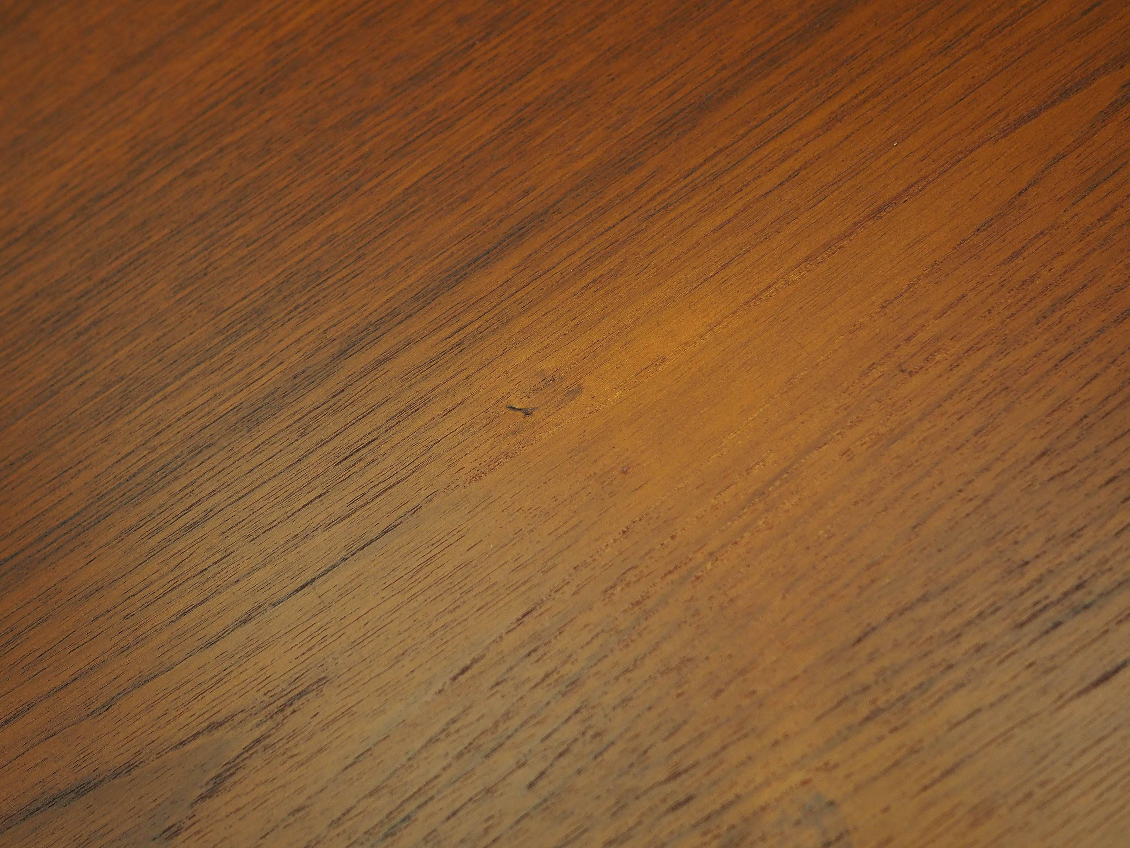 Teak table, Danish design, 1970s, designer: Johannes Andersen
