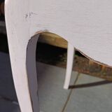 Small patinated vintage chest of drawers/bedside table