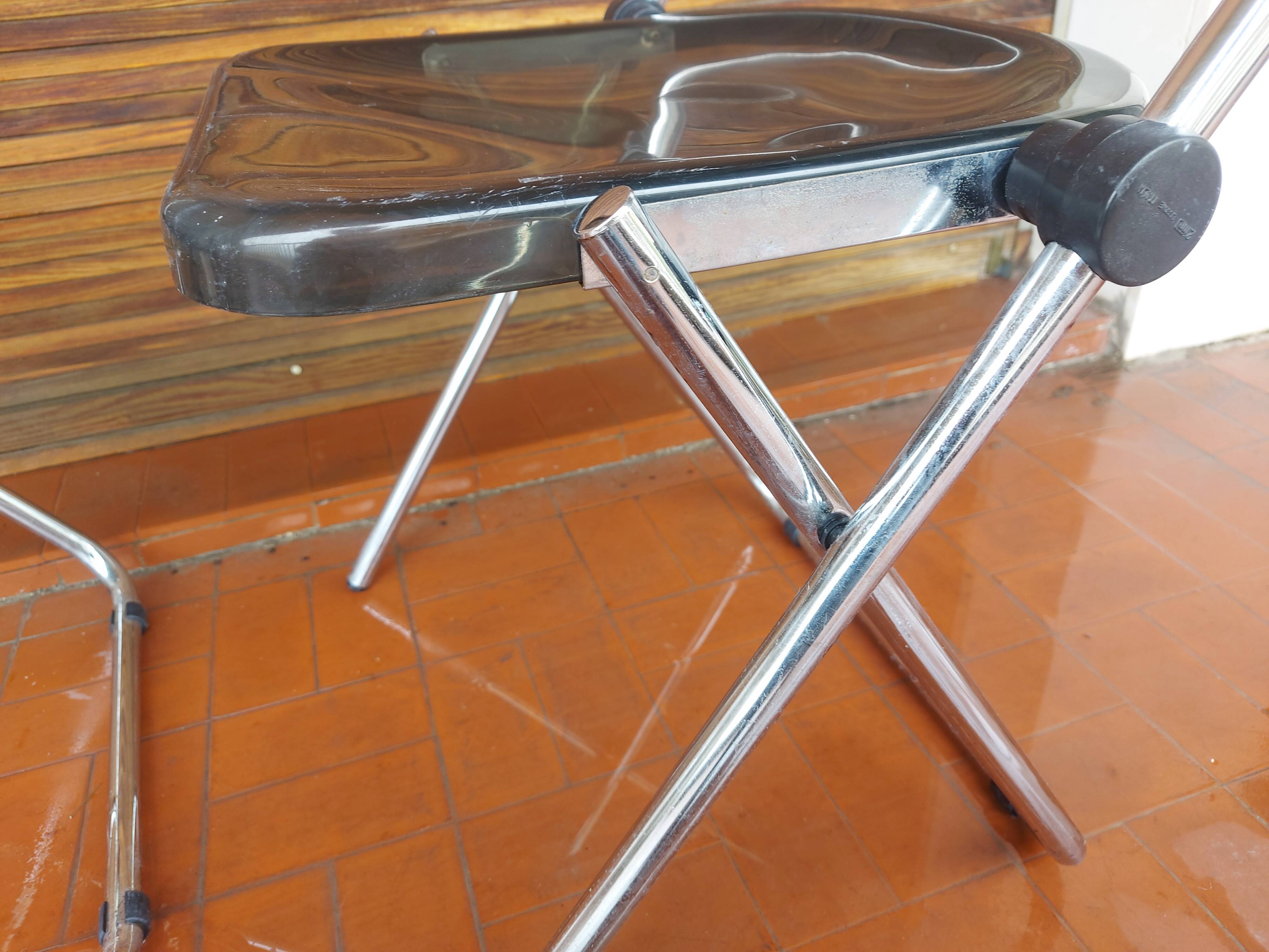 2 folding chairs in plexi , Itialienne , 2inn in Lissone