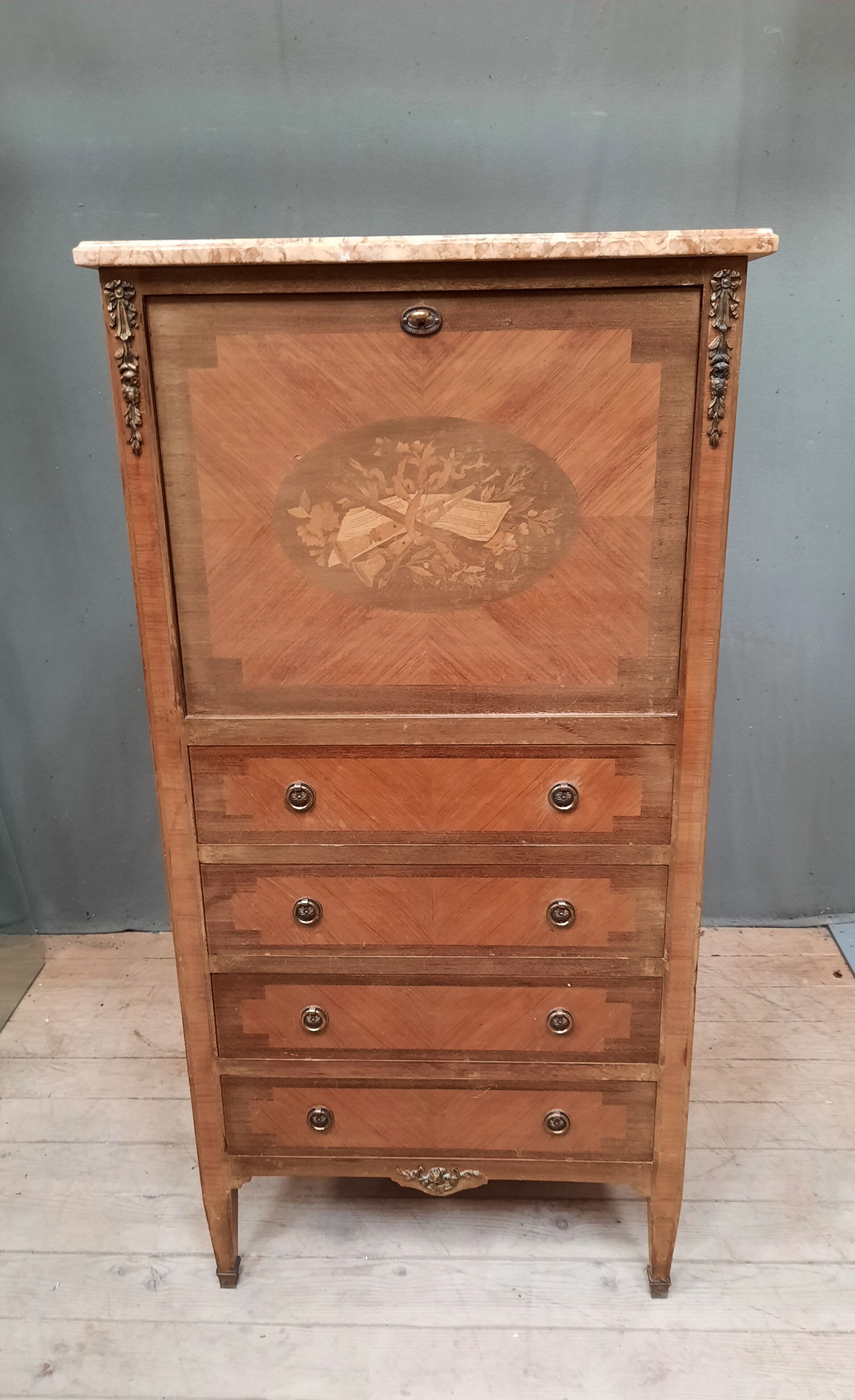 Secretaire en Marquetterie de style Louis XVI