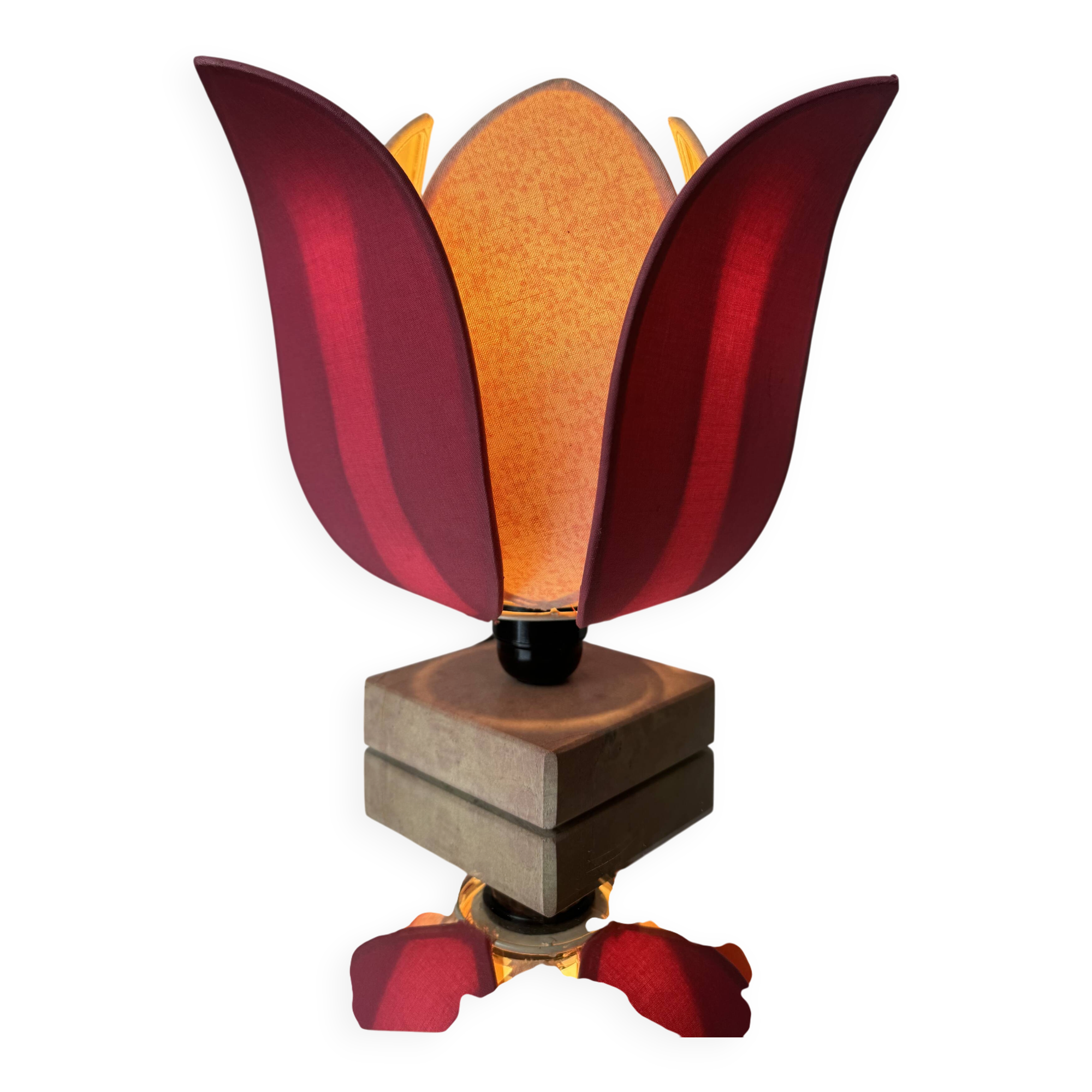 Vintage lotus flower lamp