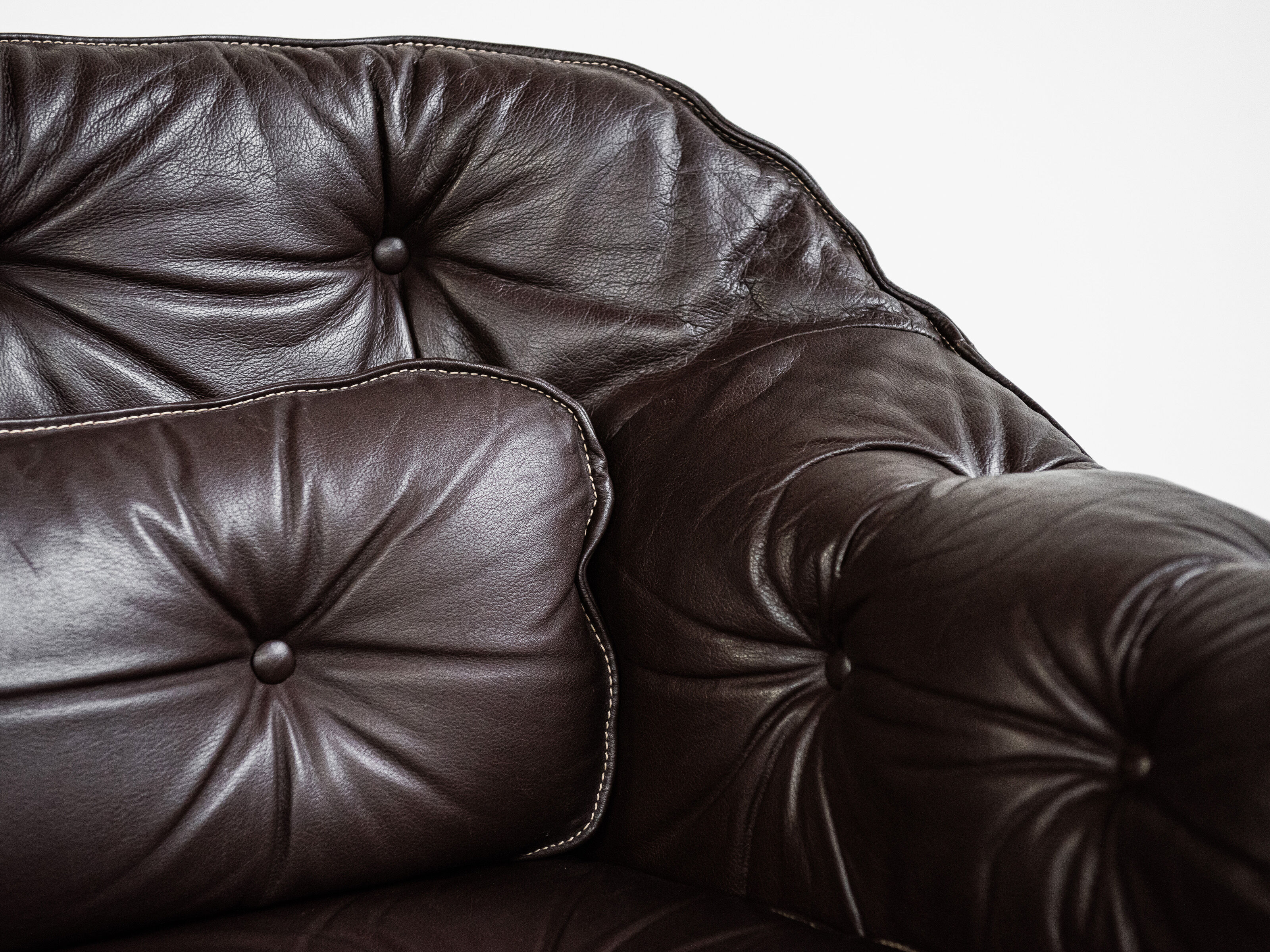Midcentury sofa in teak and leather by Arne Norell