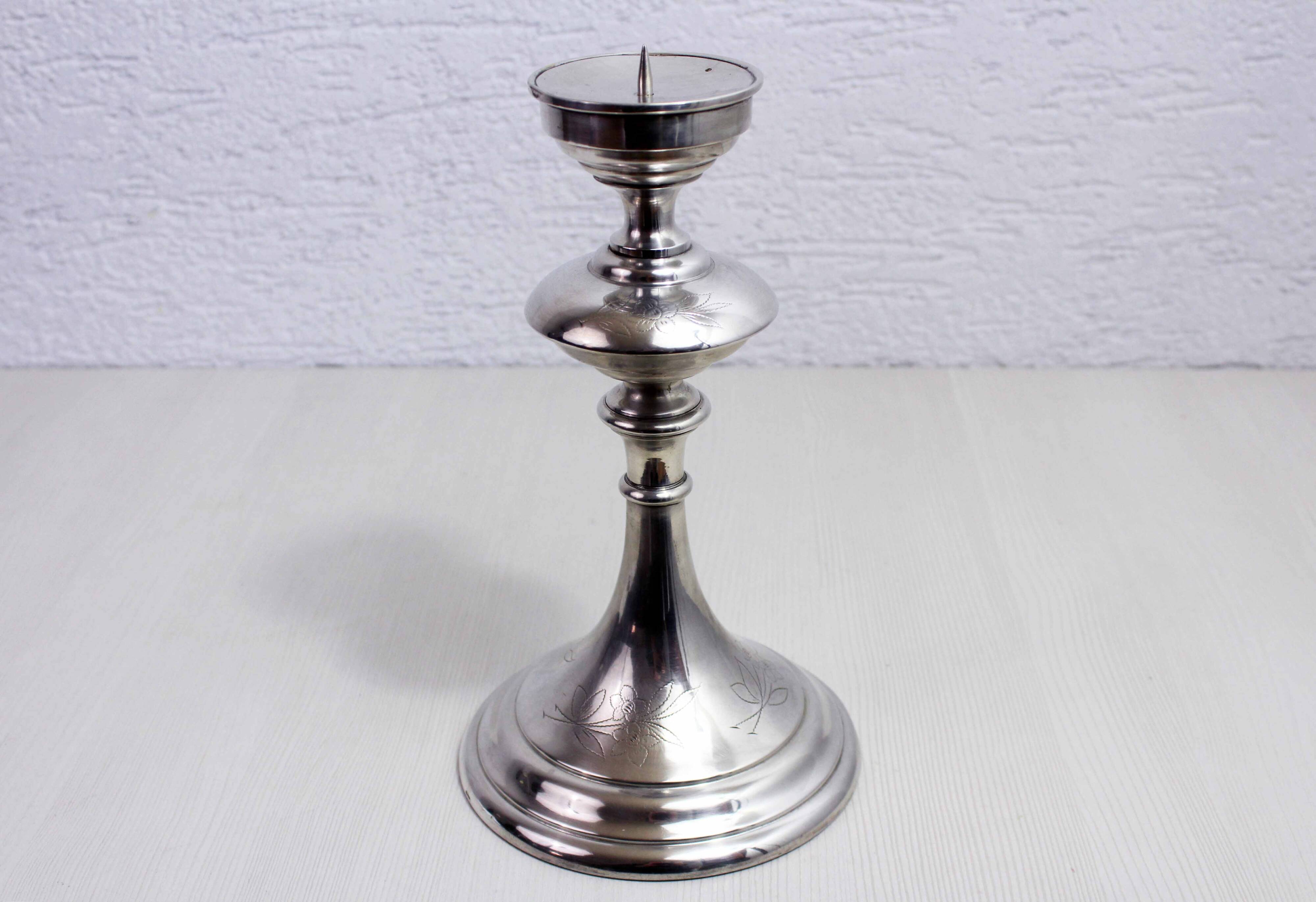 Silver metal candle holder