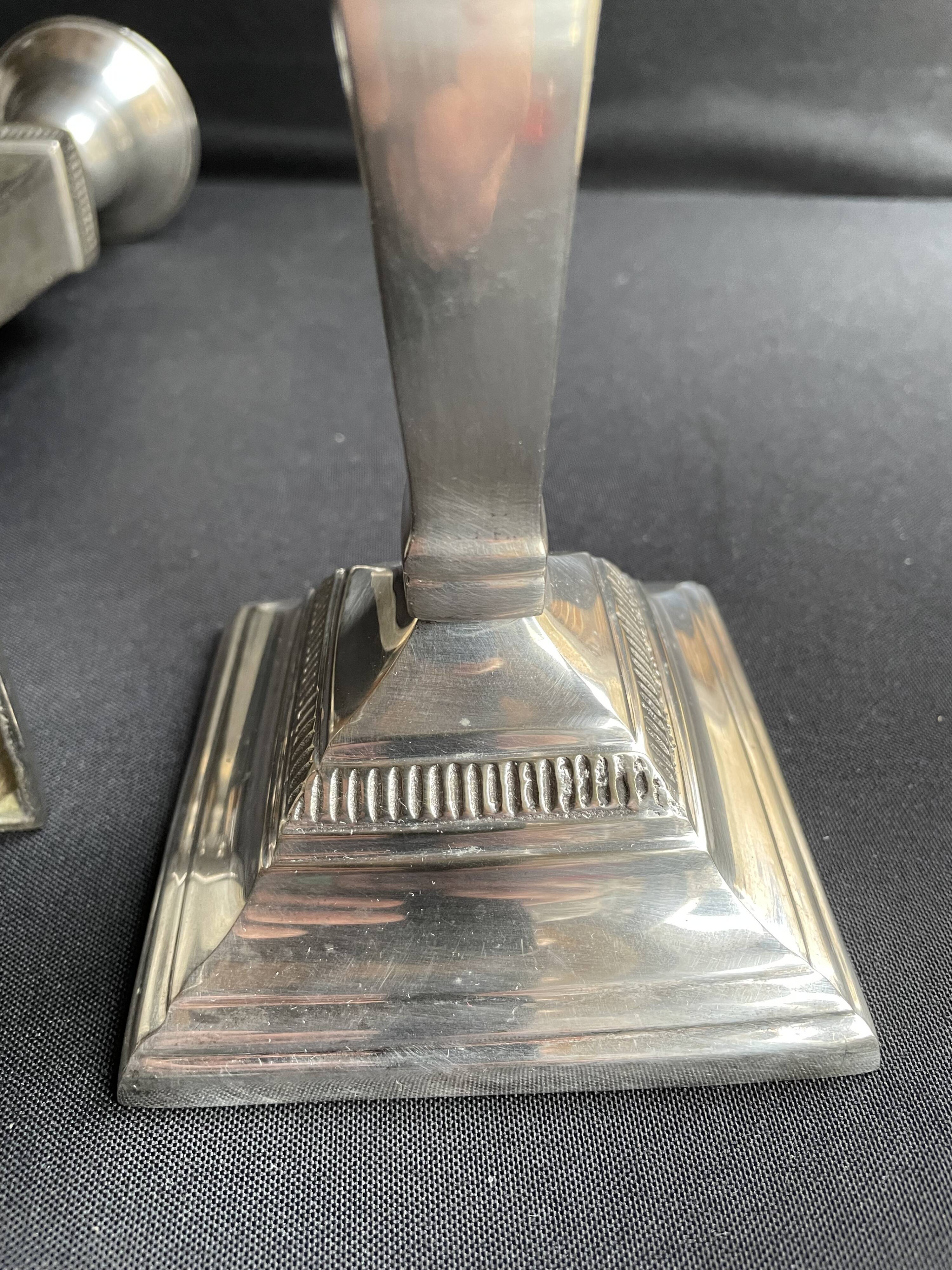 Candle holders (2) - Modern mid-century - Silver metal - Square base