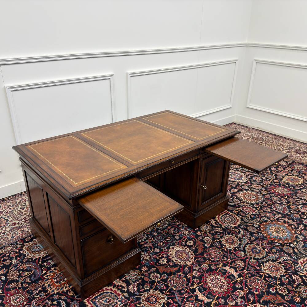 RAC Classic English Chesterfield Desk Brown Leather