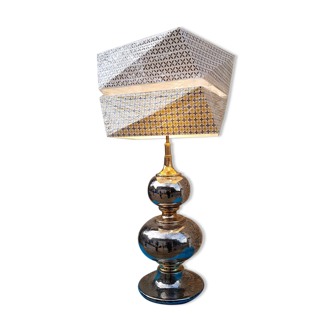 Lamp to lay 1970