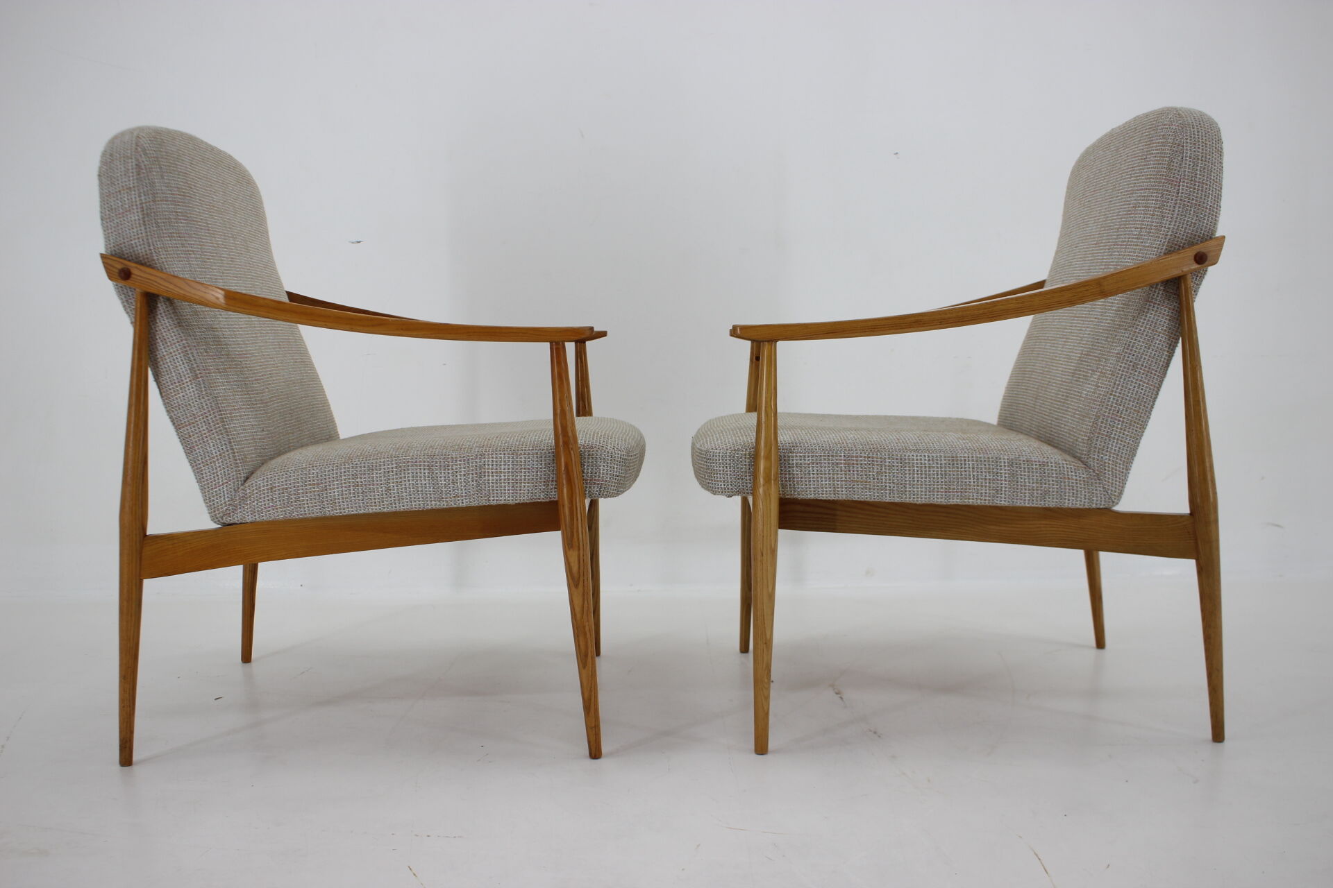 Paire de fauteuils en hêtre, Tchécoslovaquie, 1970
