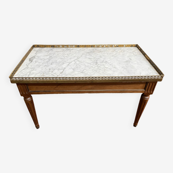 Table basse de style Louis XVI