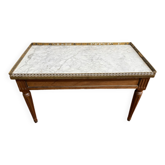 Table basse de style Louis XVI