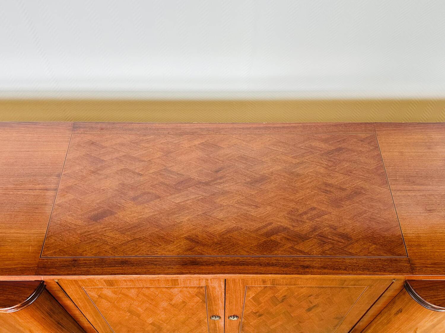 Art Deco walnut sideboard 1930