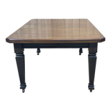 English mahogany table from the 1930s with an extension