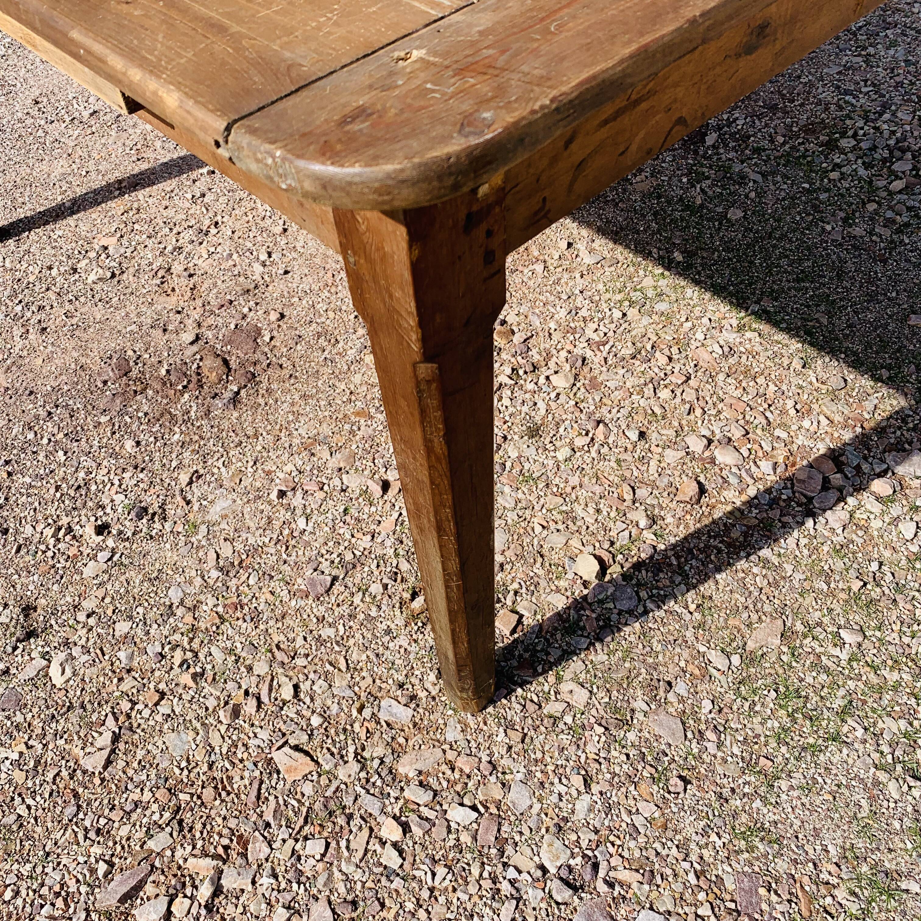 Square table 1m41