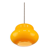 Lampe à suspension italienne du milieu du siècle en verre jaune et laiton