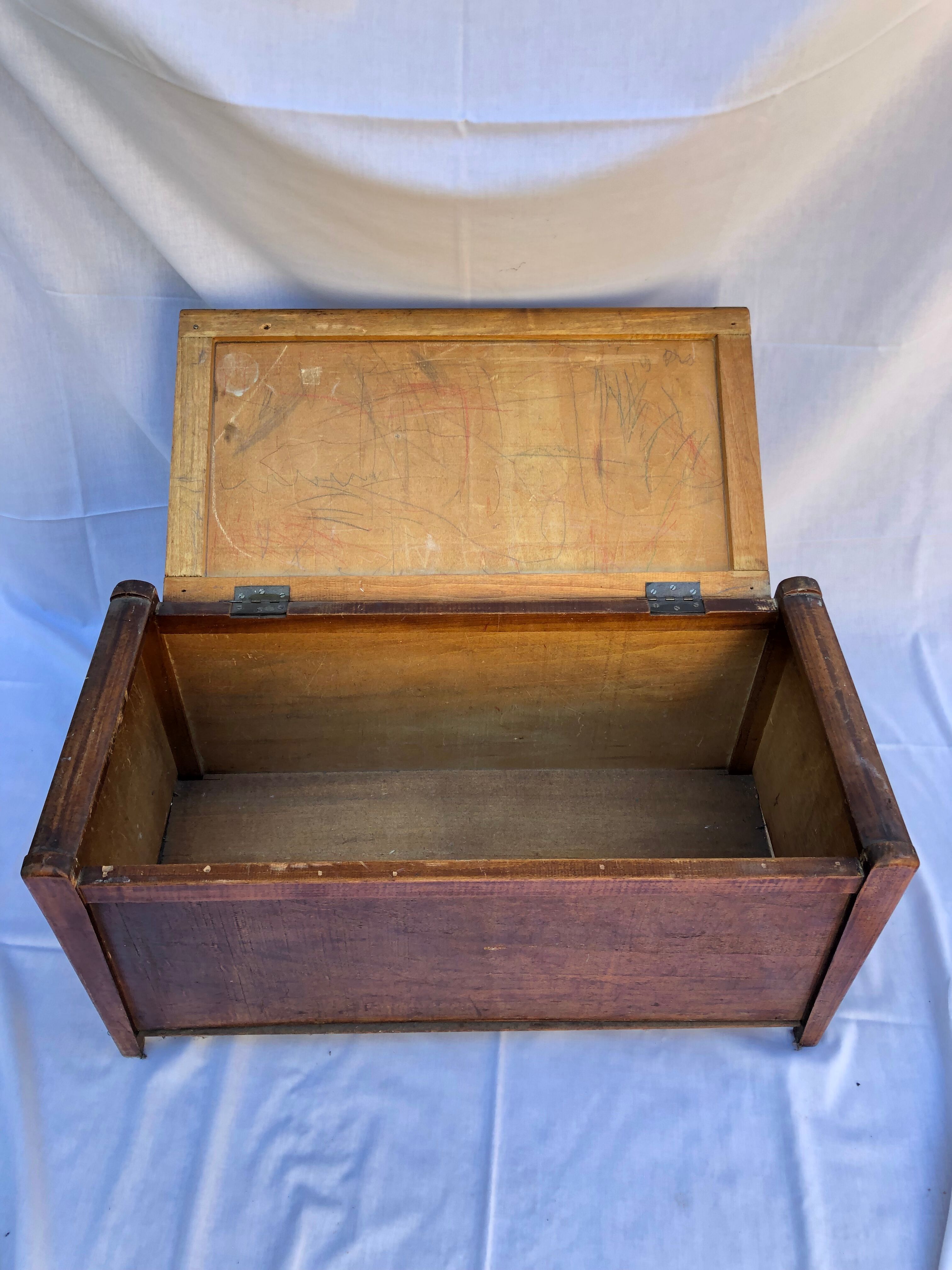 Vintage chest