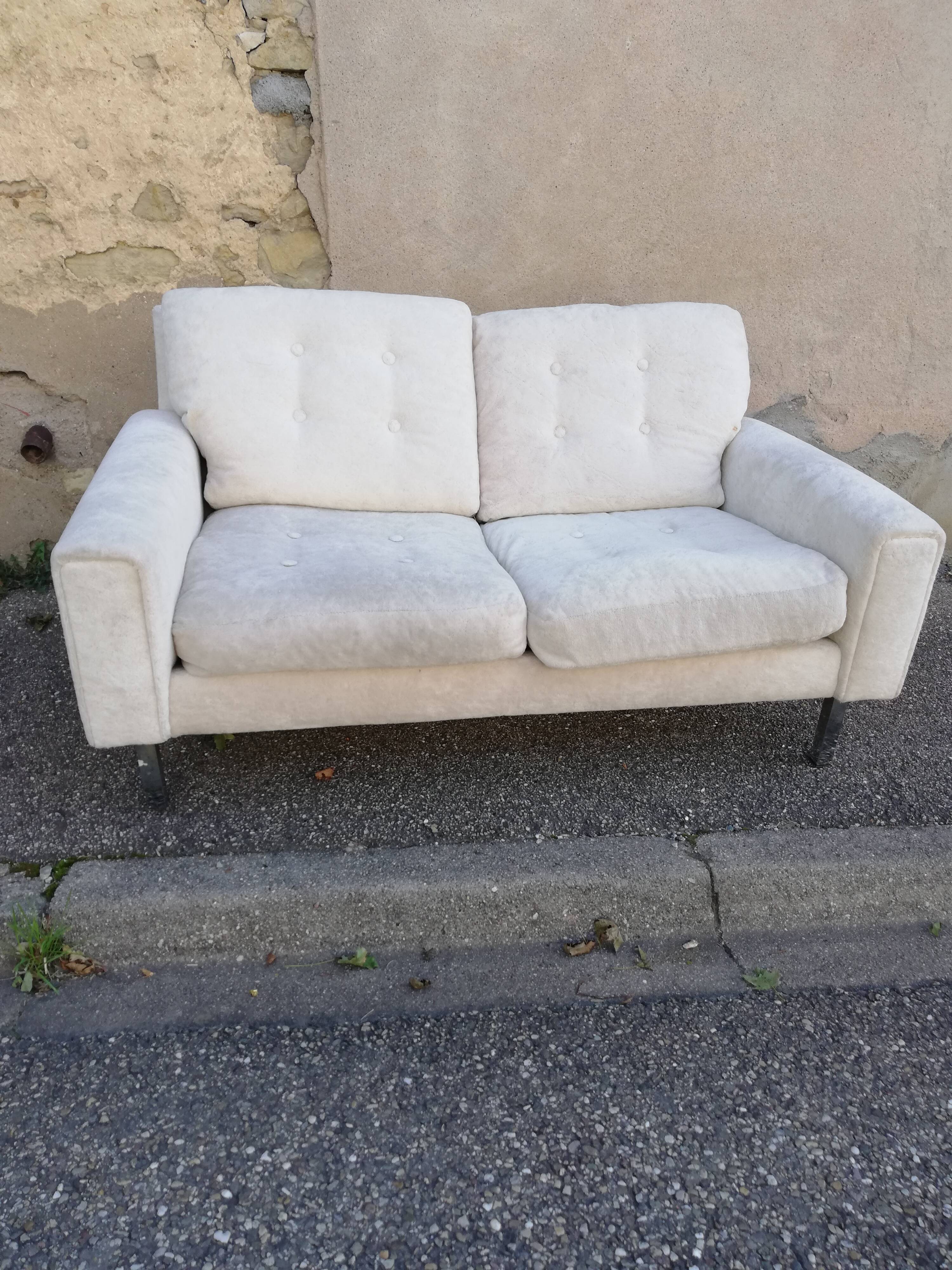 Vintage sofa 2 seats