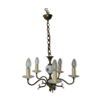Brass chandelier and Dutch-style earthenware. Vintage