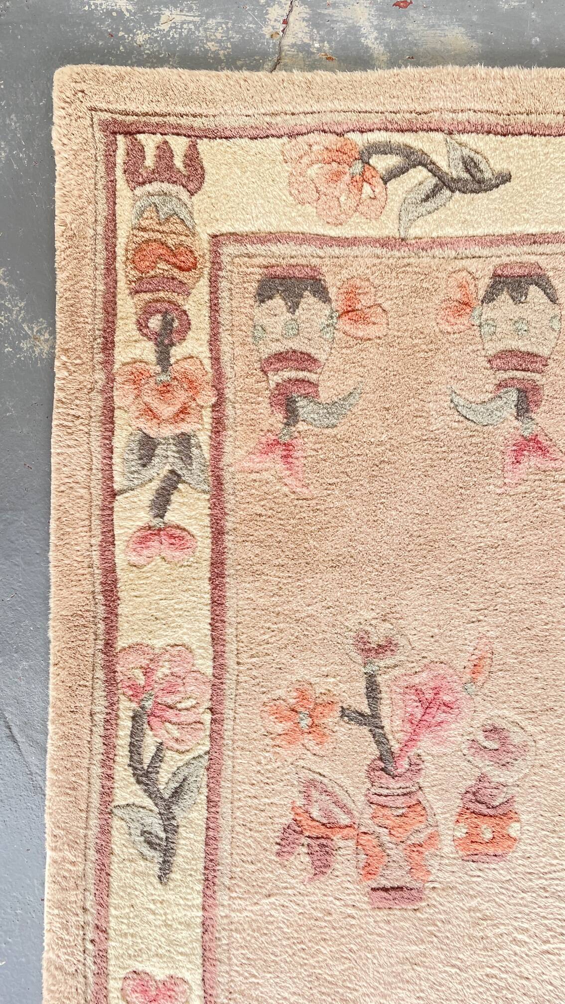 Vintage beige pink velvet rug 118 x 60cm