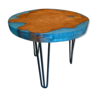 Oval coffee table wood & resin