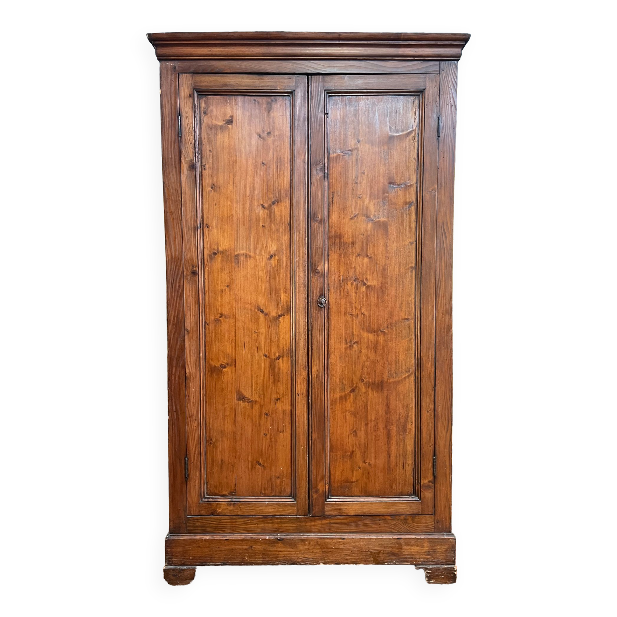 Armoire Louis Philippe parisienne en sapin