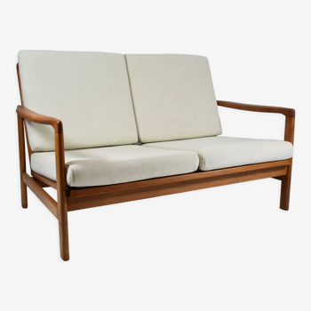 Scandinavian two-seater sofa Baczyk, fully restored, 1960s icon, cream