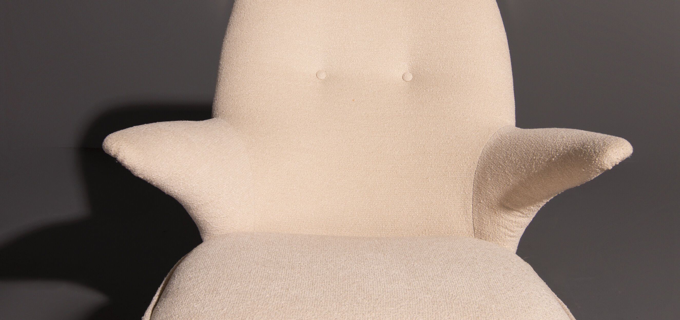 Pinguïn armchair by Theo Ruth produced by Artifort