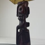 Lampe de table sculpturale en bois sculpté à la main par Gianni Pinna