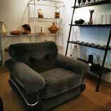 Pair of vintage italian design armchairs from the 70s