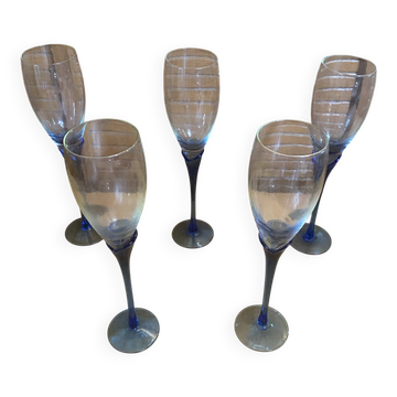 Série 5 flûtes champagne bormioli rocco verre moulé + pied bleu vintag