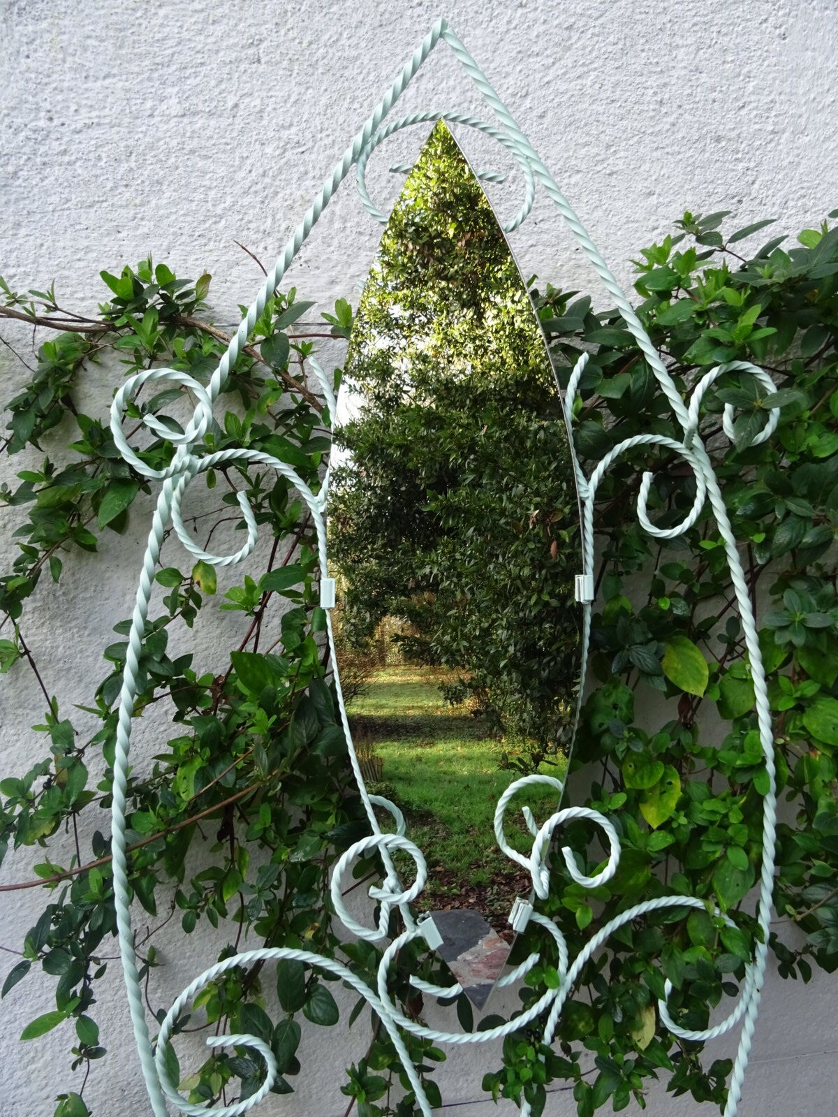 Forged iron wall wardrobe