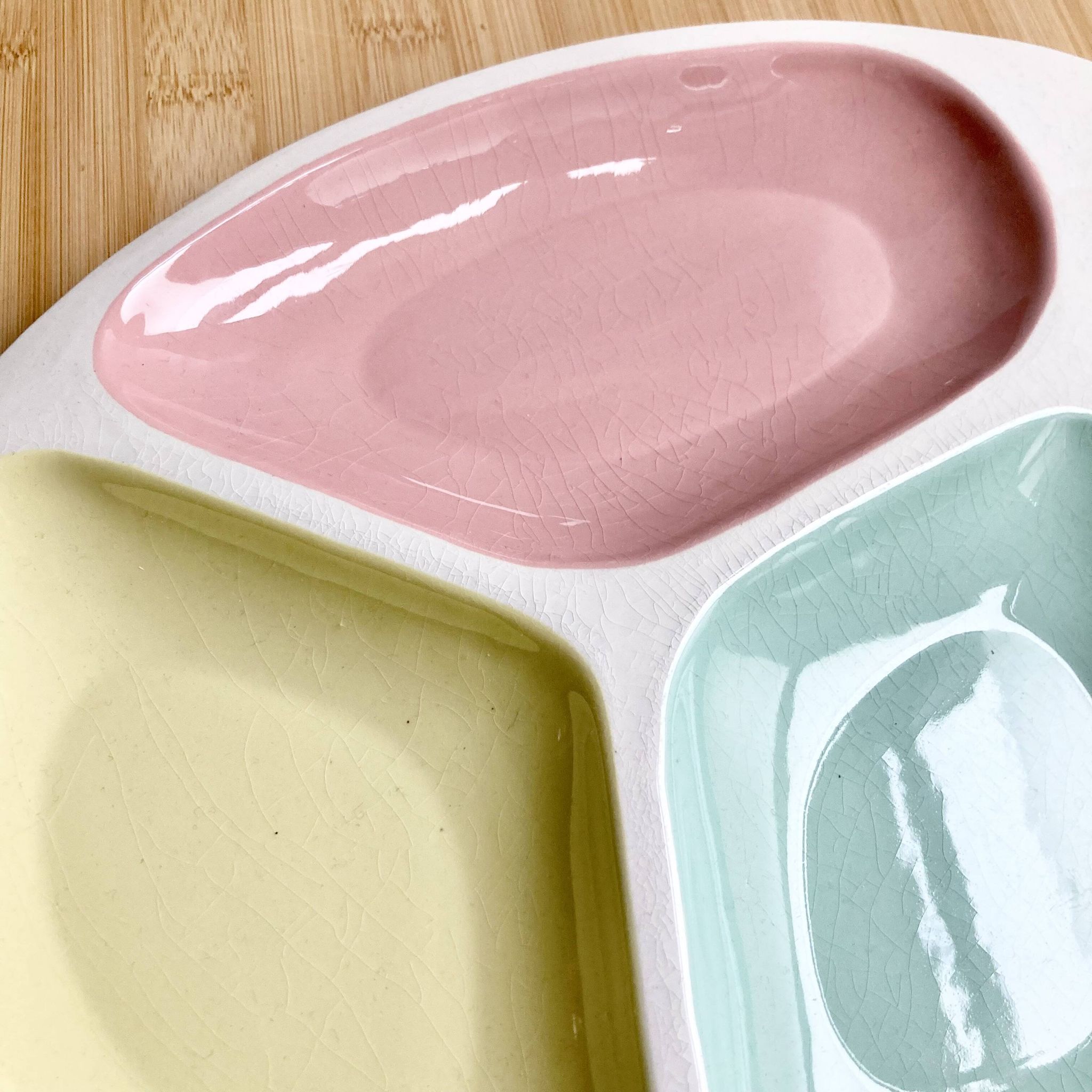 Vintage Palette 50's aperitif dish