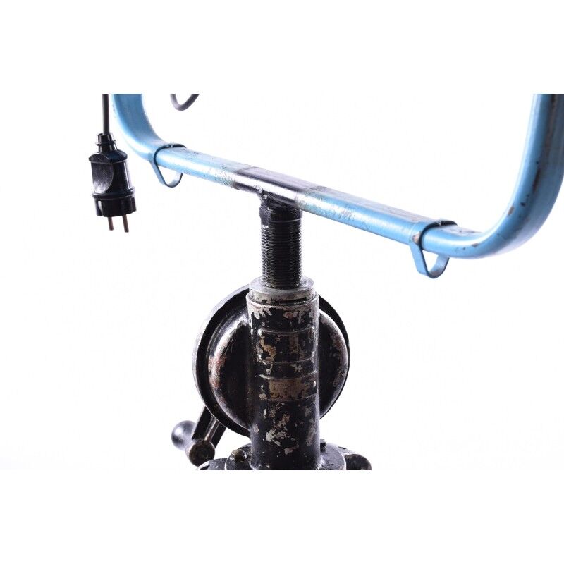 Vintage mega film studio spot on tripod