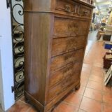 Louis Philippe style chest of drawers in walnut