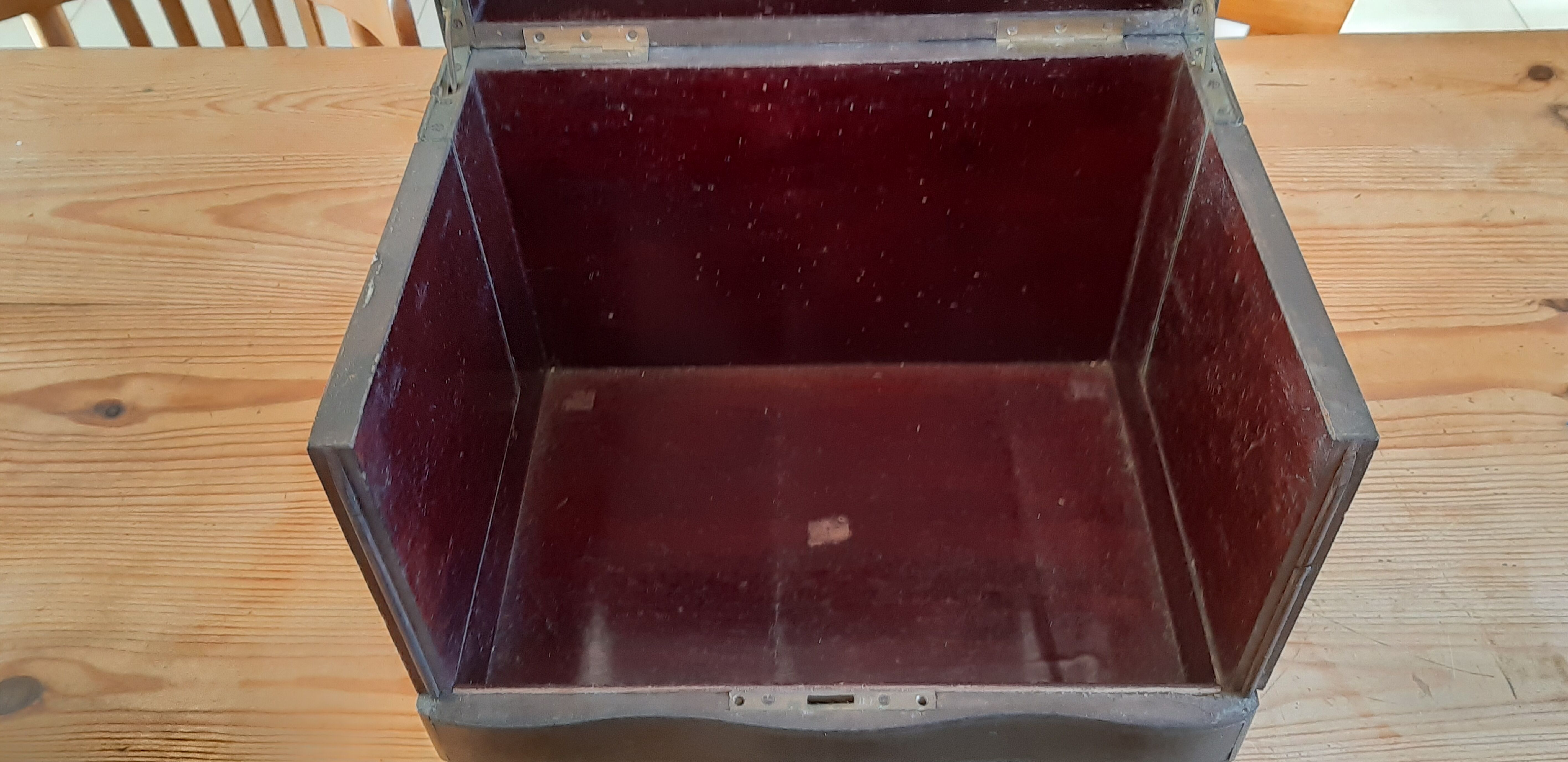 Napolèon III Liquor Cellar